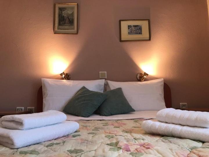Mikro Katafygio Stavli Buitenkant foto