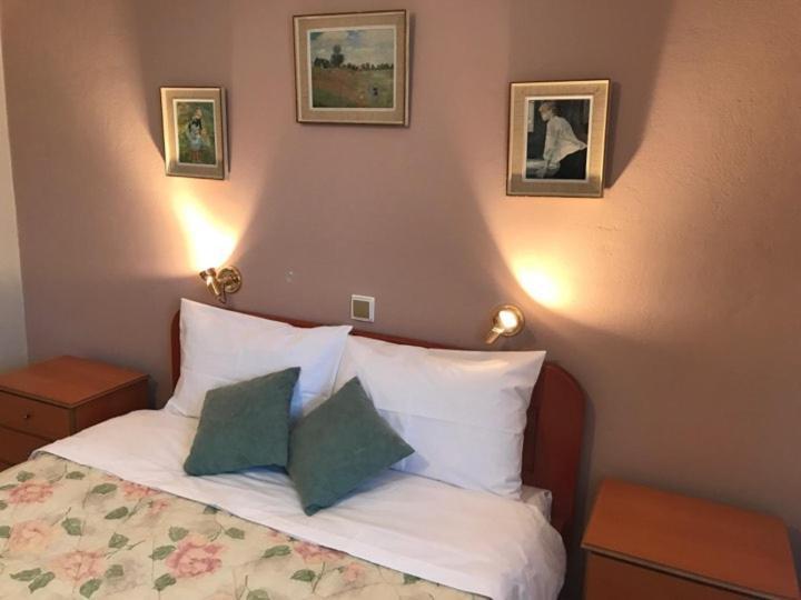Mikro Katafygio Stavli Buitenkant foto