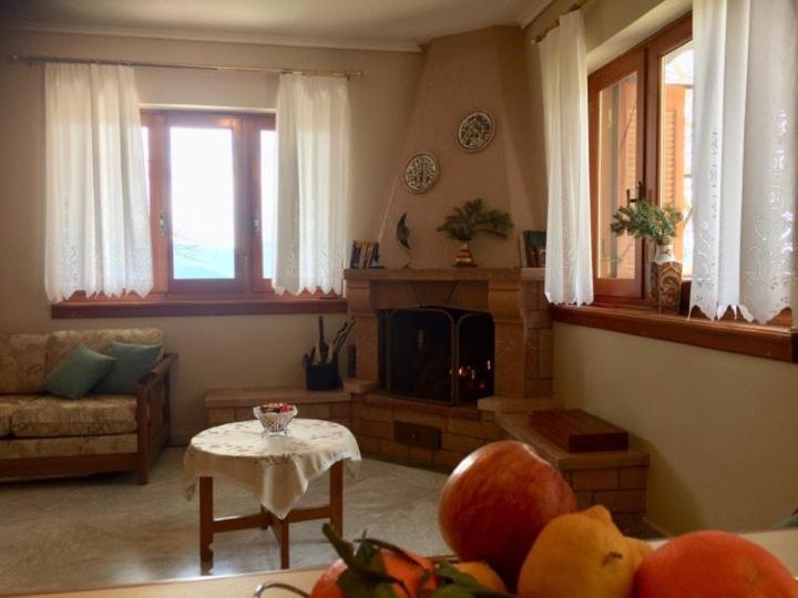 Mikro Katafygio Stavli Buitenkant foto